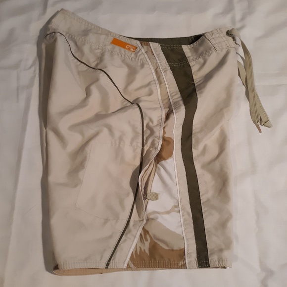Quick Silver Edition Boy's shorts size 30 waist - Picture 4 of 5